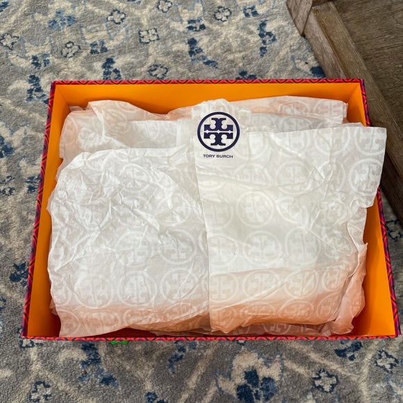 Tory Burch Zoey 10mm Gladiator Sandal - Picture 14 of 15